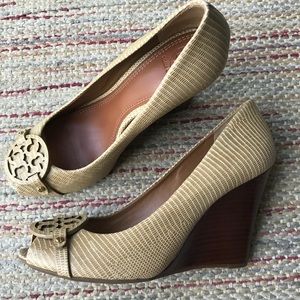 TORY BURCH peep toe leather wedge
